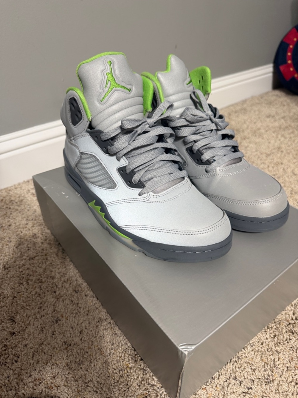 Jordan 5 Green Beans - Picture 6 of 6